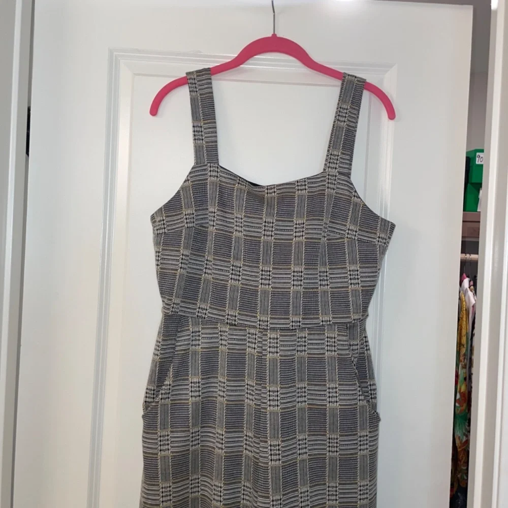 FREE PEOPLE open/tie back plaid  jumpsuit wide leg cropped stretch Size 2